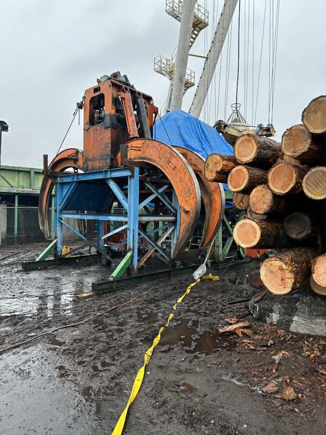 We fabricated and welded 2 inch solid steel wear strips on the inside of this log grapple